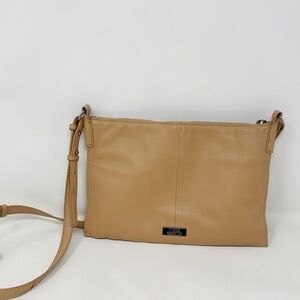 VINCE CAMUTO Kokel Leather Crossbody Bag In Sandstone